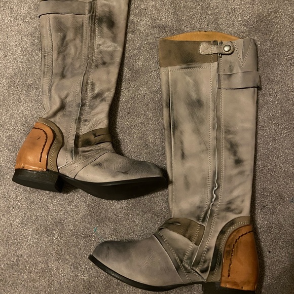 Kelsi Dagger Jayna Boots - Picture 3 of 6